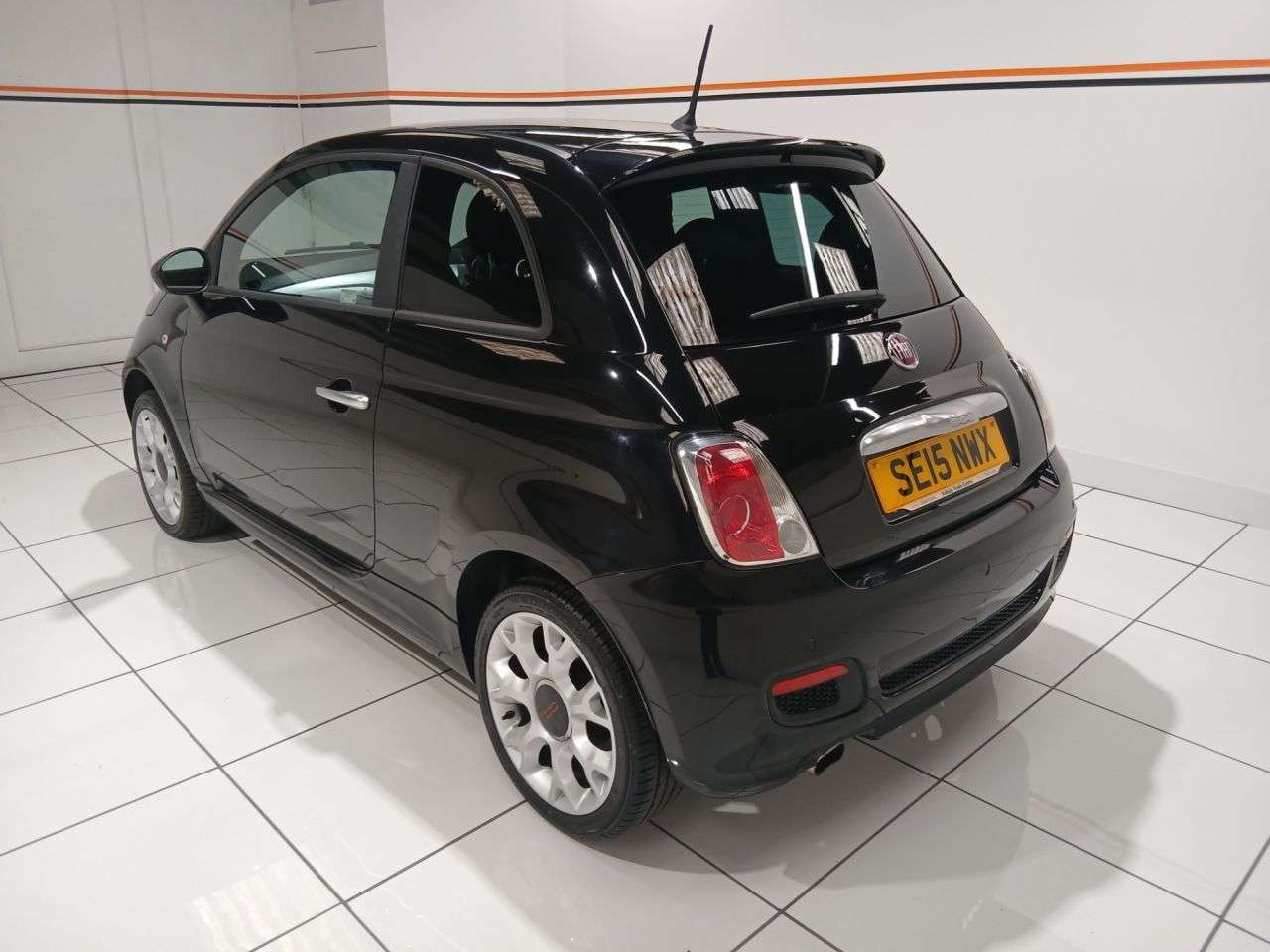 A 2015 FIAT 500 1.2 S Hatchback 3dr Petrol Manual Euro 6 (s/s) (69 bhp) A 2015 FIAT 500 1.2 S Hatchback 3dr Petrol Manual Euro 6 (s/s) (69 bhp)