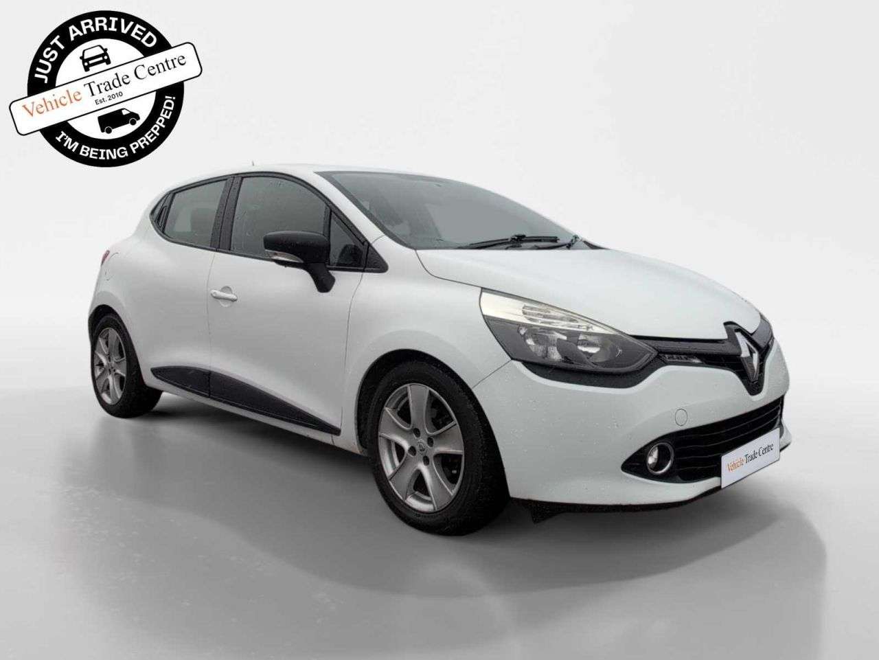 A 2015 RENAULT CLIO 1.5 dCi Expression + Hatchback 5dr Diesel Manual Euro 5 (s/s) (90 ps) A 2015 RENAULT CLIO 1.5 dCi Expression + Hatchback 5dr Diesel Manual Euro 5 (s/s) (90 ps)