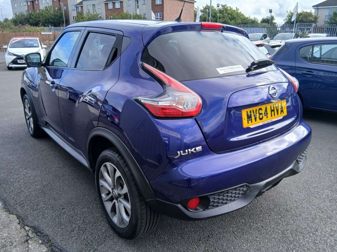 A 2014 NISSAN JUKE 1.2 DIG-T Tekna SUV 5dr Petrol Manual Euro 5 (s/s) Euro 5 (115 ps) A 2014 NISSAN JUKE 1.2 DIG-T Tekna SUV 5dr Petrol Manual Euro 5 (s/s) Euro 5 (115 ps)