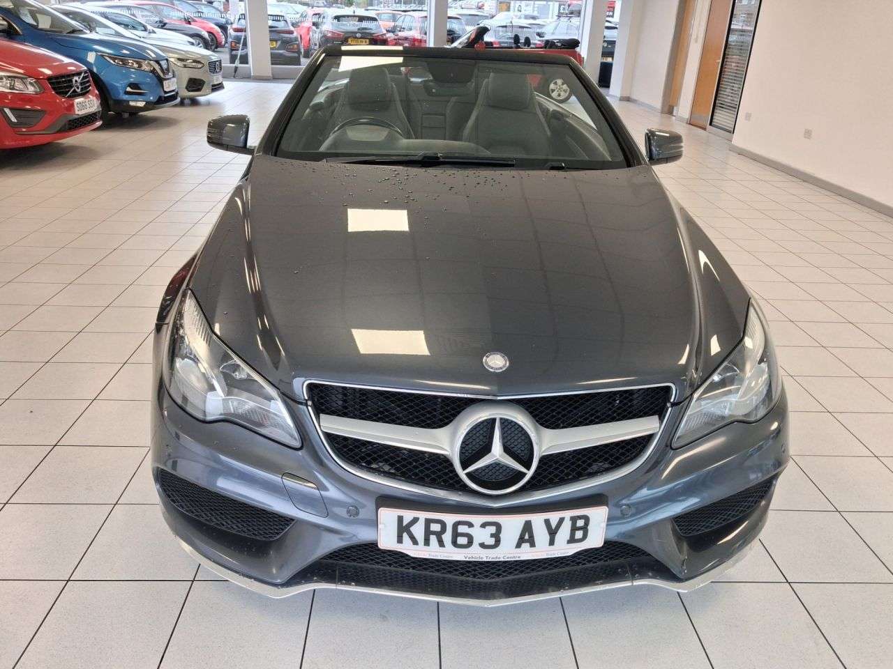 A 2013 MERCEDES-BENZ E CLASS 2.1 E250 CDI AMG Sport Cabriolet 2dr Diesel G-Tronic+ Euro 5 (s/s) (204 ps) A 2013 MERCEDES-BENZ E CLASS 2.1 E250 CDI AMG Sport Cabriolet 2dr Diesel G-Tronic+ Euro 5 (s/s) (204 ps)