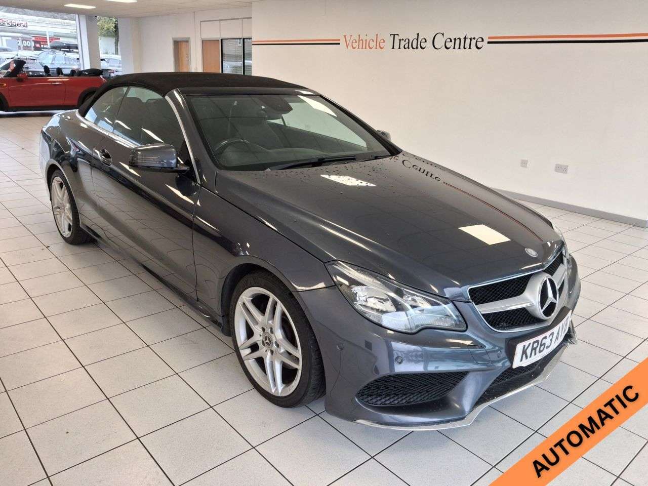 A 2013 MERCEDES-BENZ E CLASS 2.1 E250 CDI AMG Sport Cabriolet 2dr Diesel G-Tronic+ Euro 5 (s/s) (204 ps) A 2013 MERCEDES-BENZ E CLASS 2.1 E250 CDI AMG Sport Cabriolet 2dr Diesel G-Tronic+ Euro 5 (s/s) (204 ps)