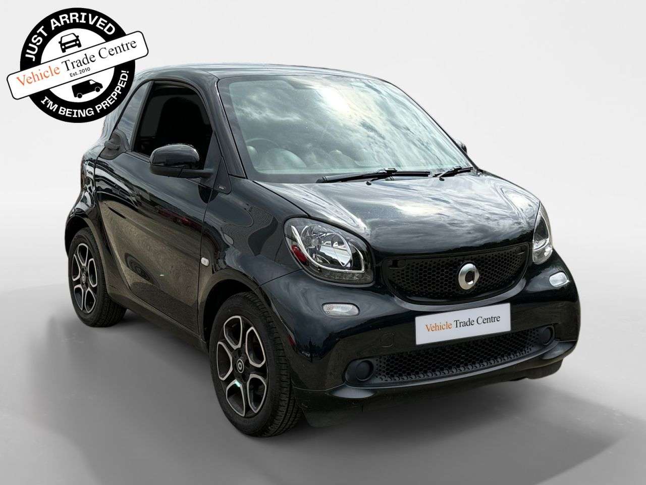 A 2017 SMART FORTWO 1.0 Prime (Premium) Coupe 2dr Petrol Twinamic Euro 6 (s/s) (71 ps) A 2017 SMART FORTWO 1.0 Prime (Premium) Coupe 2dr Petrol Twinamic Euro 6 (s/s) (71 ps)