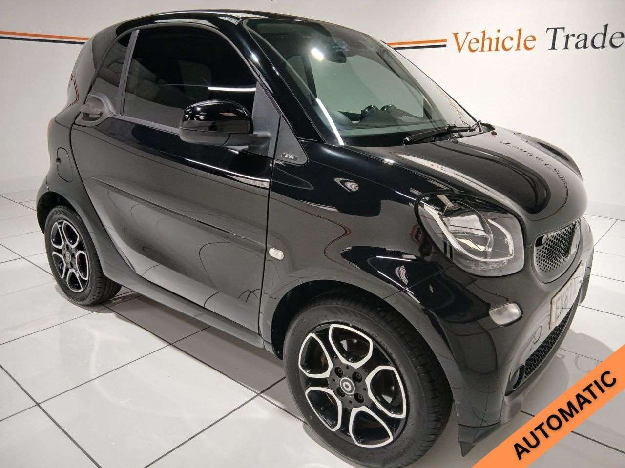 A 2017 SMART FORTWO 1.0 Prime (Premium) Coupe 2dr Petrol Twinamic Euro 6 (s/s) (71 ps) A 2017 SMART FORTWO 1.0 Prime (Premium) Coupe 2dr Petrol Twinamic Euro 6 (s/s) (71 ps)