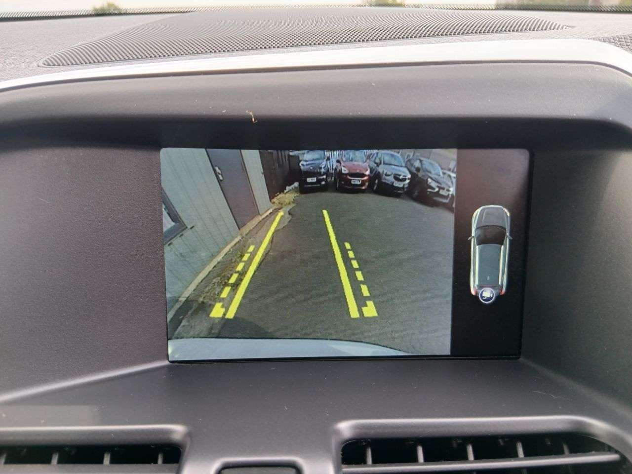 2015 VOLVO XC60 2015 VOLVO XC60