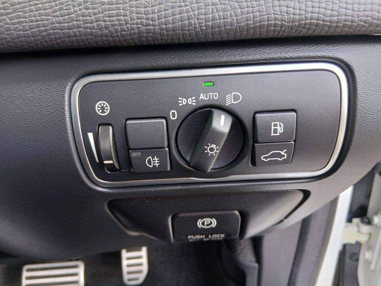 2015 VOLVO XC60 2015 VOLVO XC60