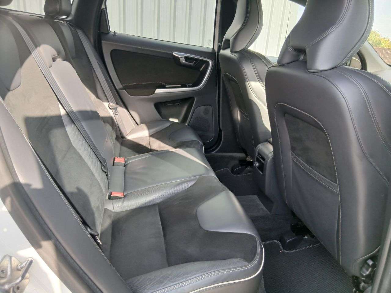 2015 VOLVO XC60 2015 VOLVO XC60