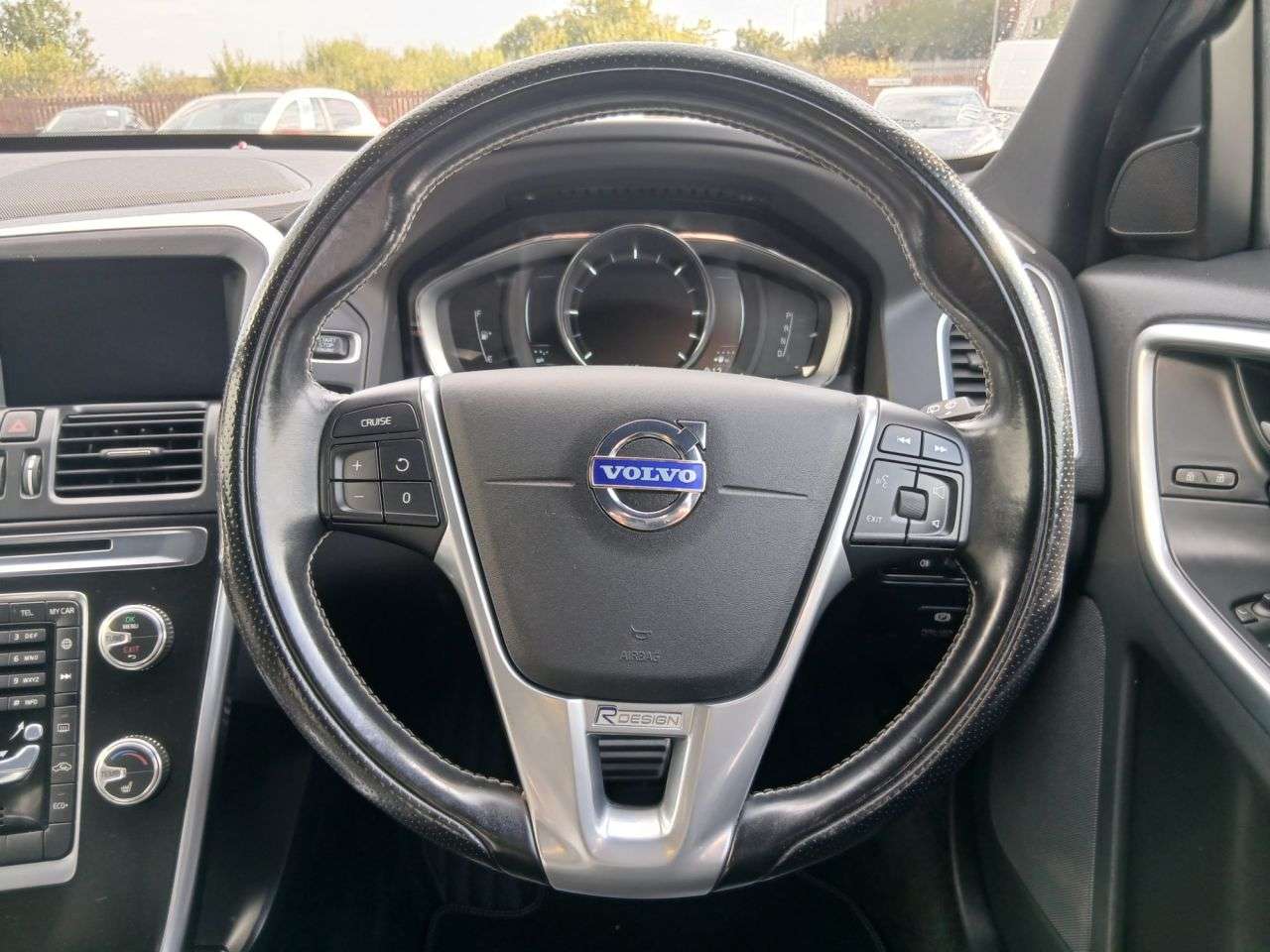 2015 VOLVO XC60 2015 VOLVO XC60