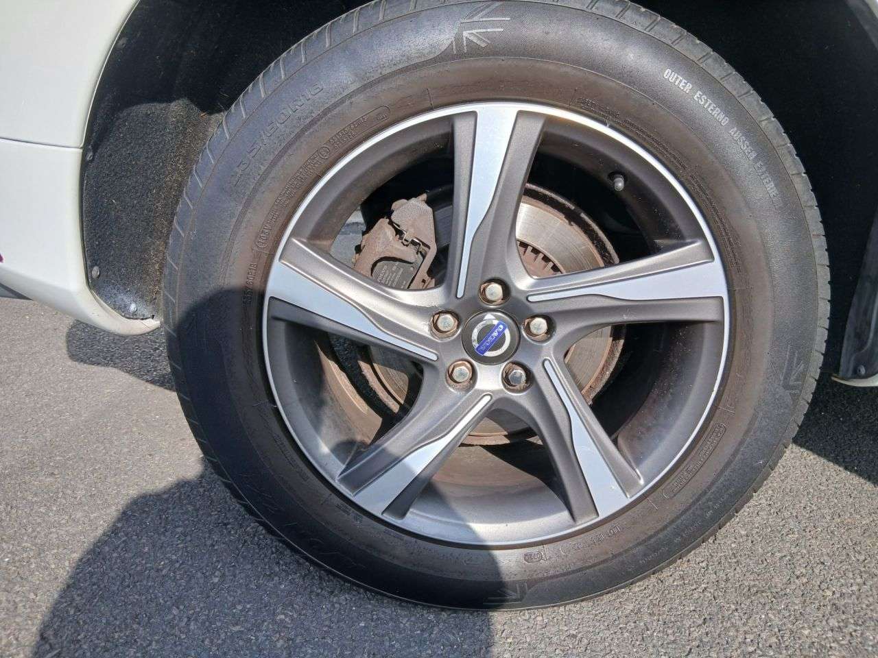 2015 VOLVO XC60 2015 VOLVO XC60