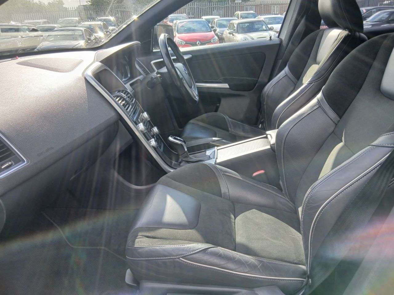 2015 VOLVO XC60 2015 VOLVO XC60