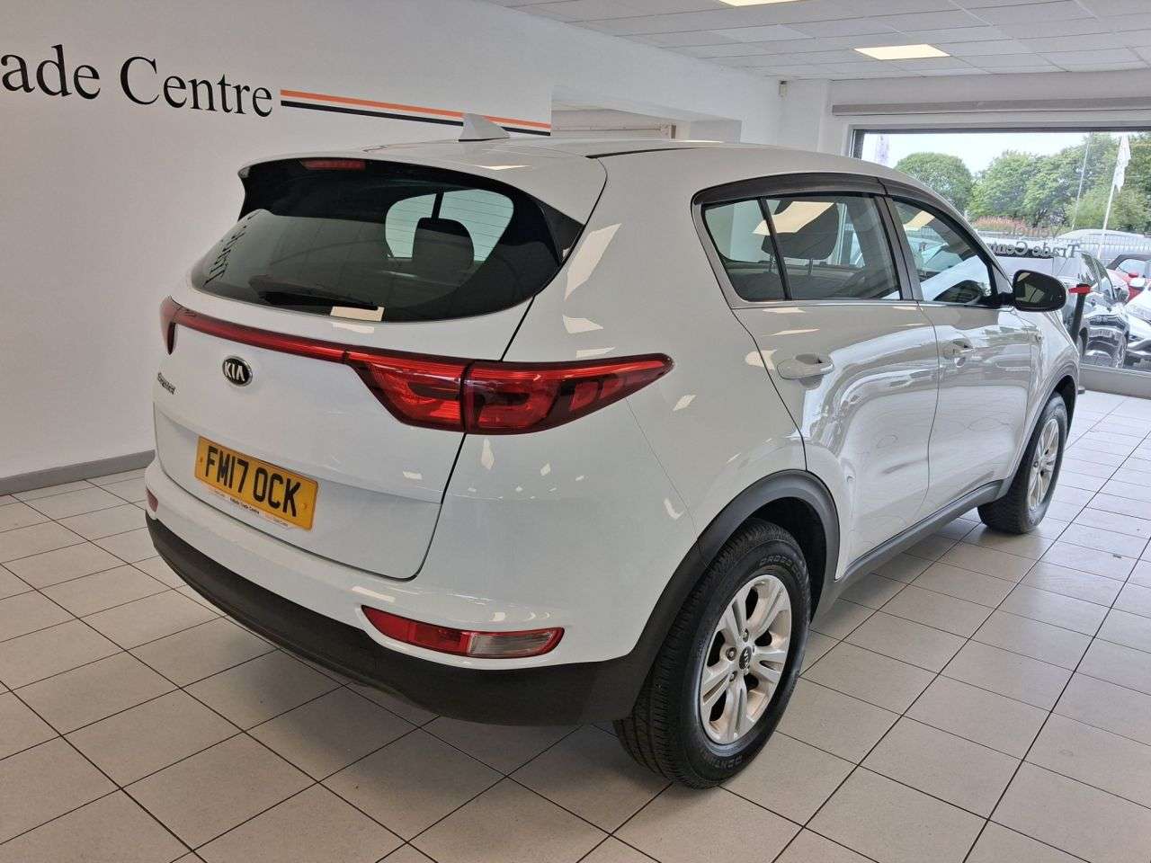 A 2017 KIA SPORTAGE 1.6 GDi 1 SUV 5dr Petrol Manual Euro 6 (s/s) (130 bhp) A 2017 KIA SPORTAGE 1.6 GDi 1 SUV 5dr Petrol Manual Euro 6 (s/s) (130 bhp)