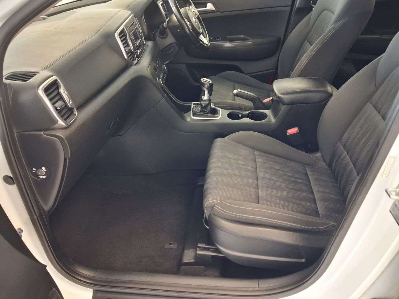 2017 KIA SPORTAGE 2017 KIA SPORTAGE