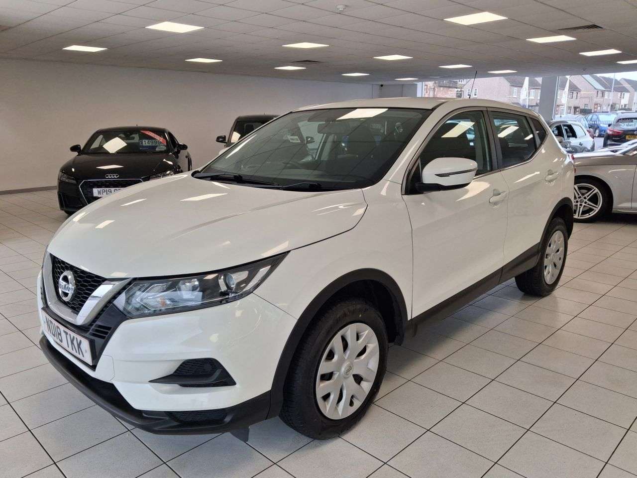 A 2018 NISSAN QASHQAI 1.2 DIG-T Visia SUV 5dr Petrol Manual Euro 6 (s/s) (115 ps) A 2018 NISSAN QASHQAI 1.2 DIG-T Visia SUV 5dr Petrol Manual Euro 6 (s/s) (115 ps)
