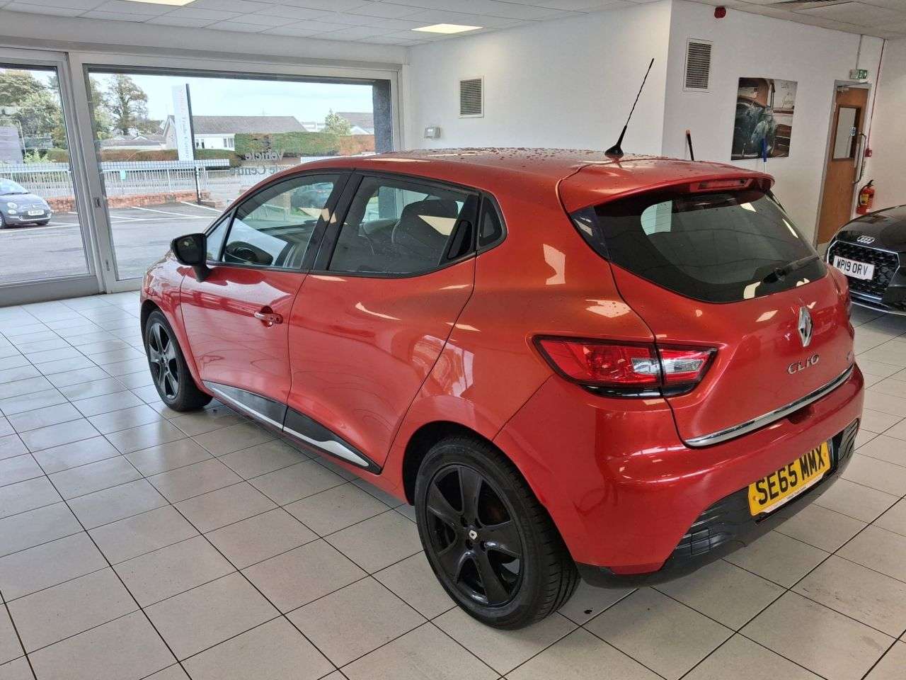 A 2015 RENAULT CLIO 1.5 dCi Dynamique Nav Hatchback 5dr Diesel Manual Euro 6 (s/s) (90 ps) A 2015 RENAULT CLIO 1.5 dCi Dynamique Nav Hatchback 5dr Diesel Manual Euro 6 (s/s) (90 ps)
