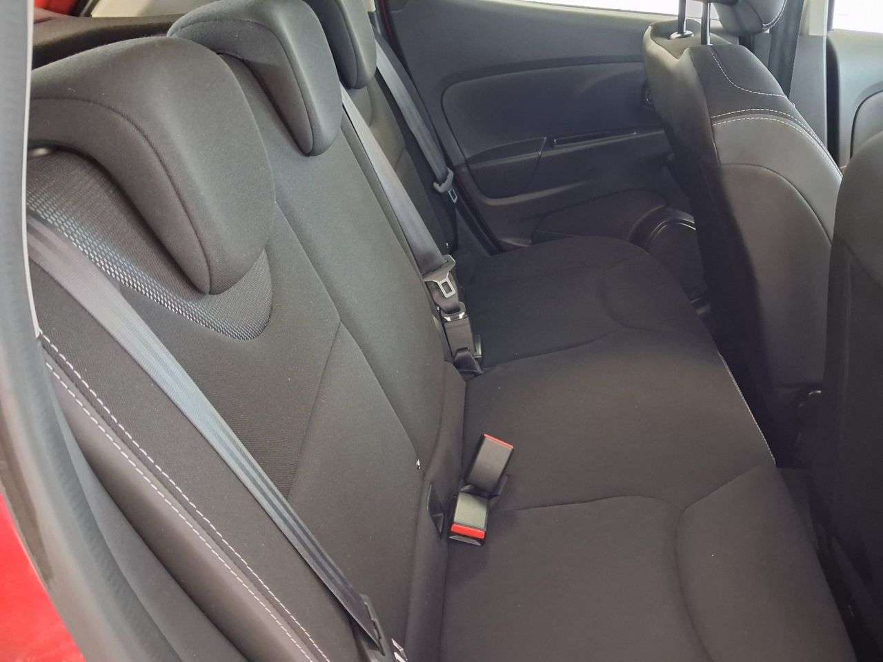 2015 RENAULT CLIO 2015 RENAULT CLIO