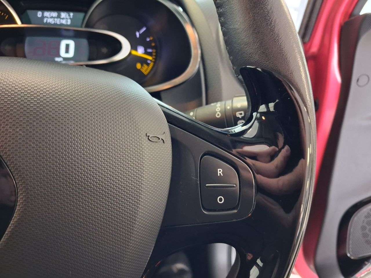 2015 RENAULT CLIO 2015 RENAULT CLIO