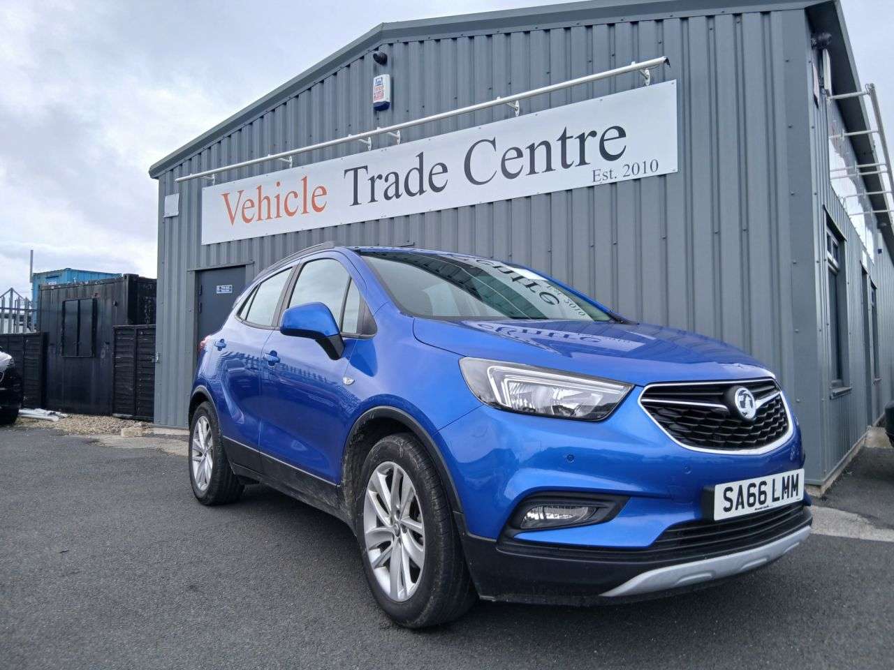 A 2016 VAUXHALL MOKKA X 1.6i Design Nav SUV 5dr Petrol Manual Euro 6 (s/s) (115 ps) A 2016 VAUXHALL MOKKA X 1.6i Design Nav SUV 5dr Petrol Manual Euro 6 (s/s) (115 ps)