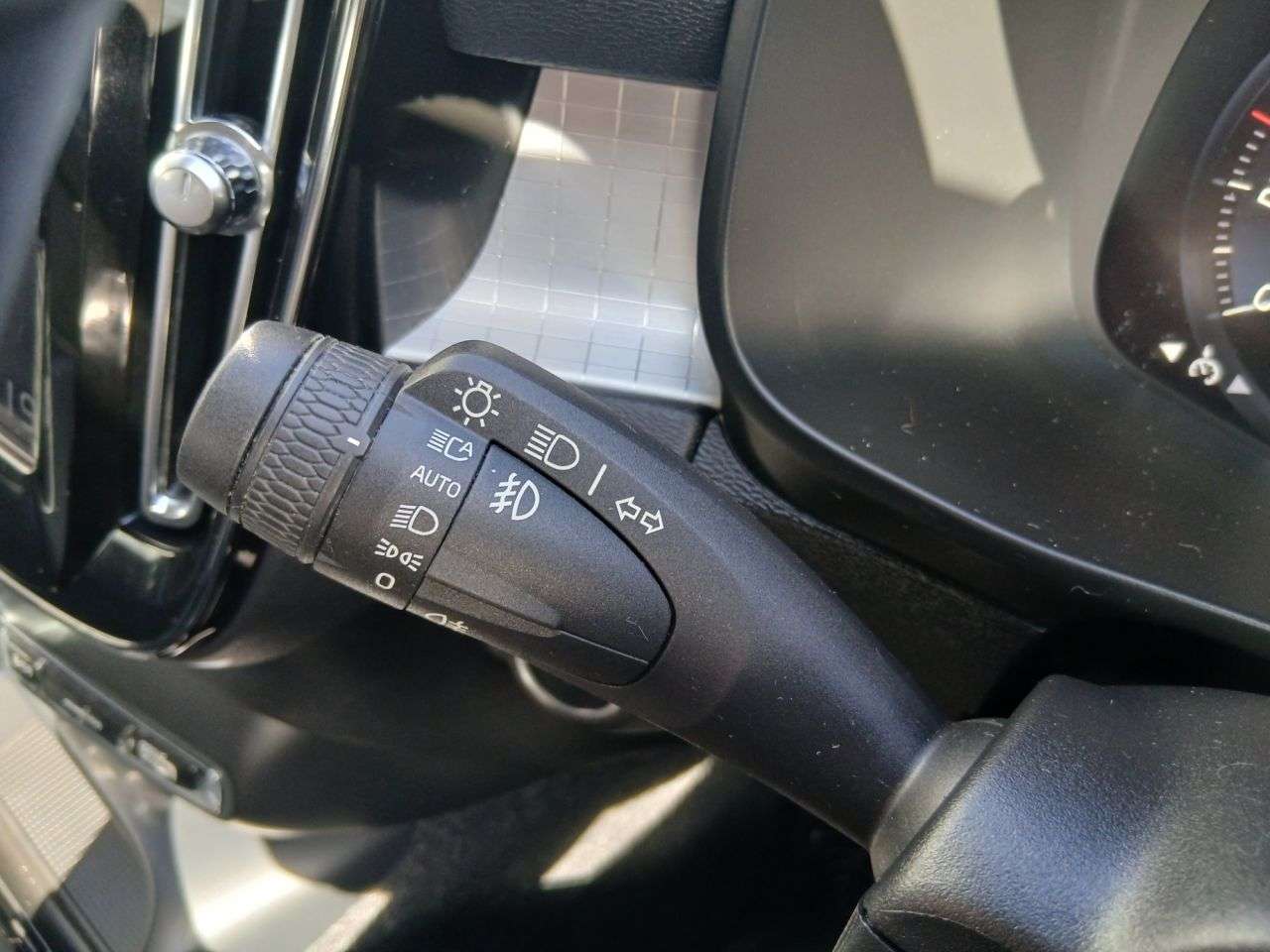 2019 VOLVO XC40 2019 VOLVO XC40