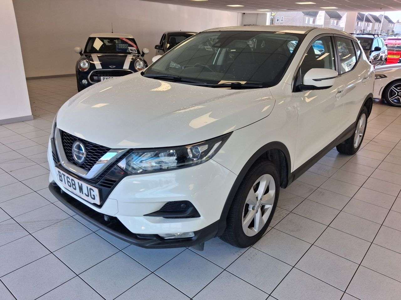 A 2018 NISSAN QASHQAI 1.5 dCi Acenta Premium SUV 5dr Diesel Manual Euro 6 (s/s) (115 ps) A 2018 NISSAN QASHQAI 1.5 dCi Acenta Premium SUV 5dr Diesel Manual Euro 6 (s/s) (115 ps)