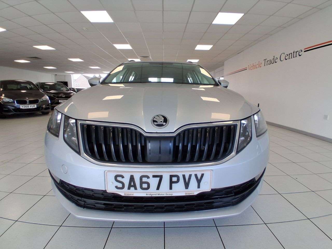 A 2017 SKODA OCTAVIA 1.6 TDI SE Estate 5dr Diesel DSG Euro 6 (s/s) (115 ps) A 2017 SKODA OCTAVIA 1.6 TDI SE Estate 5dr Diesel DSG Euro 6 (s/s) (115 ps)