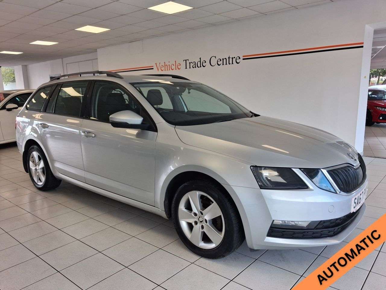 A 2017 SKODA OCTAVIA 1.6 TDI SE Estate 5dr Diesel DSG Euro 6 (s/s) (115 ps) A 2017 SKODA OCTAVIA 1.6 TDI SE Estate 5dr Diesel DSG Euro 6 (s/s) (115 ps)
