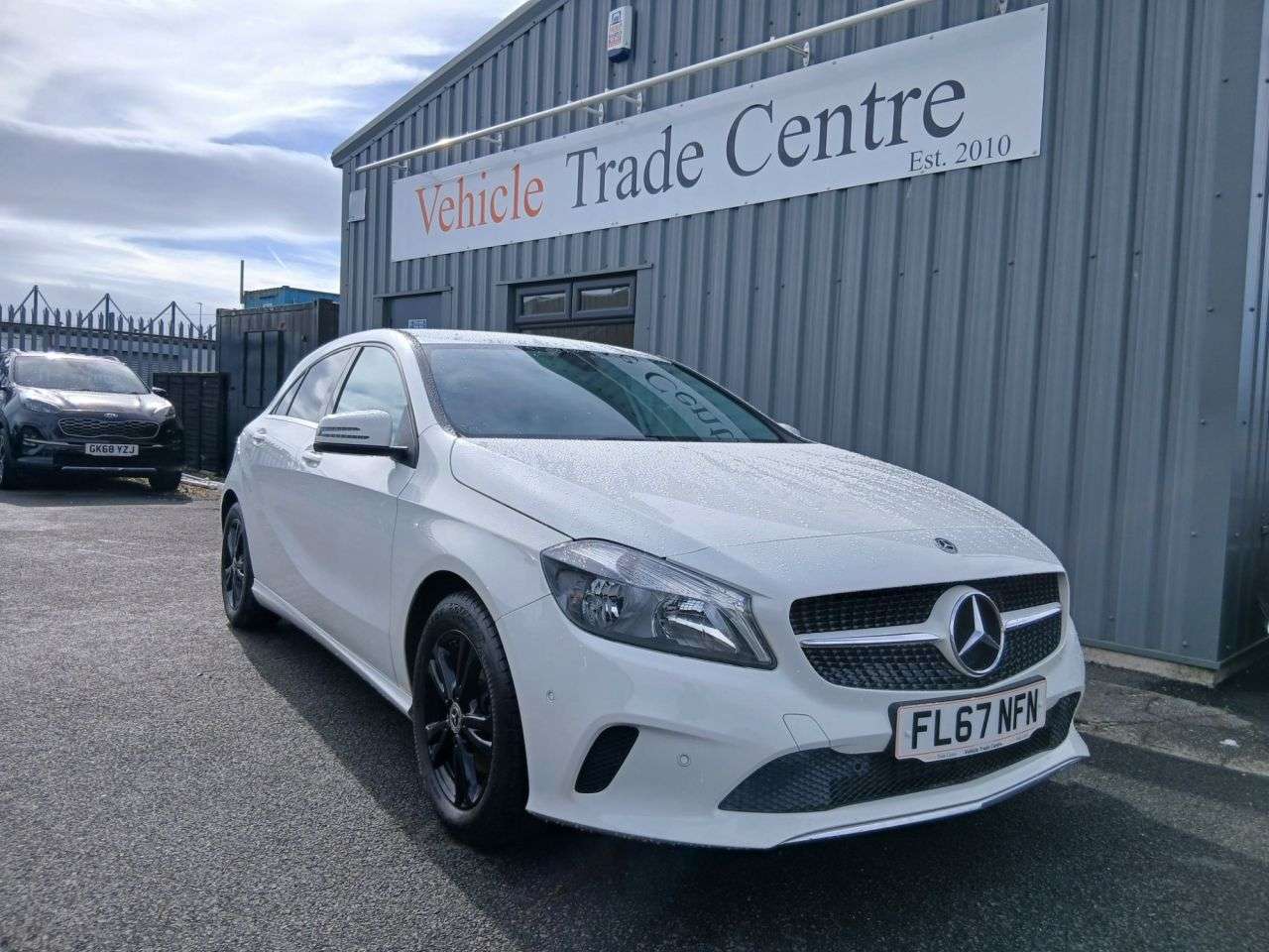 A 2017 MERCEDES-BENZ A CLASS 1.6 A160 SE (Executive) Hatchback 5dr Petrol Manual Euro 6 (s/s) (102 ps) A 2017 MERCEDES-BENZ A CLASS 1.6 A160 SE (Executive) Hatchback 5dr Petrol Manual Euro 6 (s/s) (102 ps)