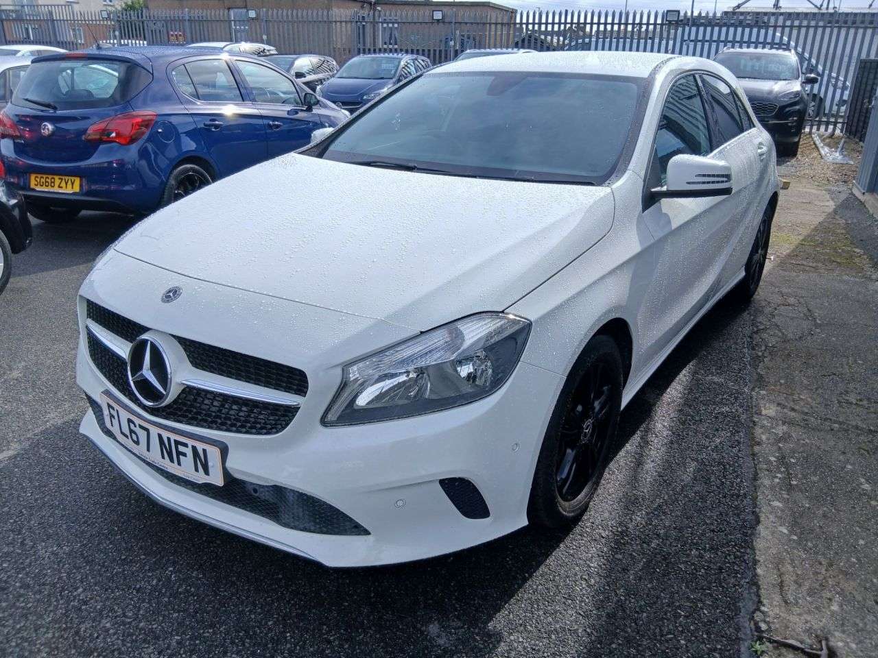 A 2017 MERCEDES-BENZ A CLASS 1.6 A160 SE (Executive) Hatchback 5dr Petrol Manual Euro 6 (s/s) (102 ps) A 2017 MERCEDES-BENZ A CLASS 1.6 A160 SE (Executive) Hatchback 5dr Petrol Manual Euro 6 (s/s) (102 ps)