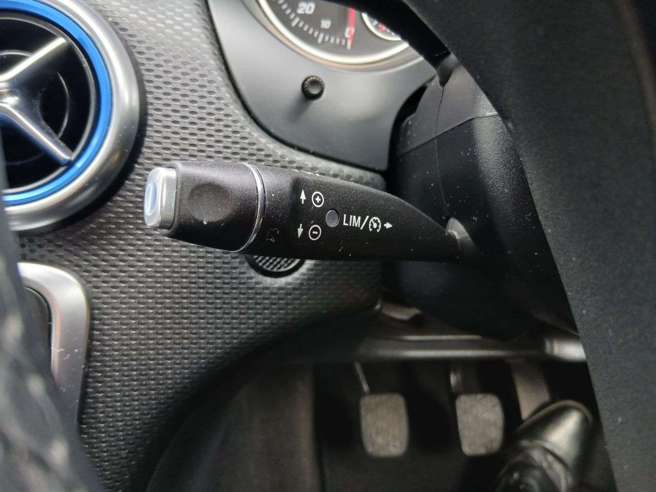2017 MERCEDES-BENZ A CLASS 2017 MERCEDES-BENZ A CLASS