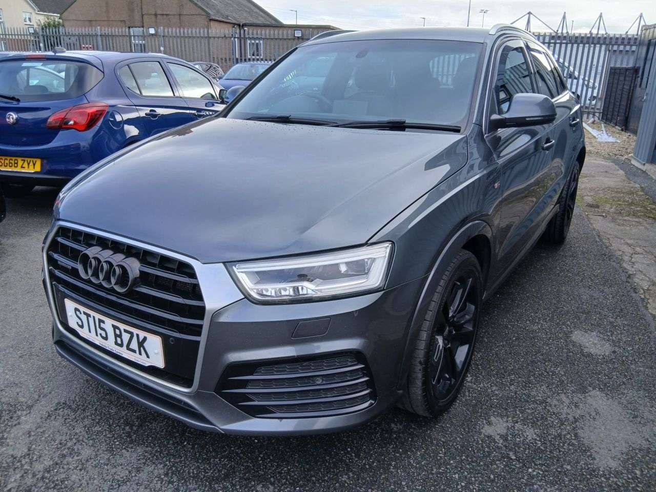 A 2015 AUDI Q3 2.0 TDI S line Plus SUV 5dr Diesel Manual quattro Euro 6 (s/s) (184 ps) A 2015 AUDI Q3 2.0 TDI S line Plus SUV 5dr Diesel Manual quattro Euro 6 (s/s) (184 ps)