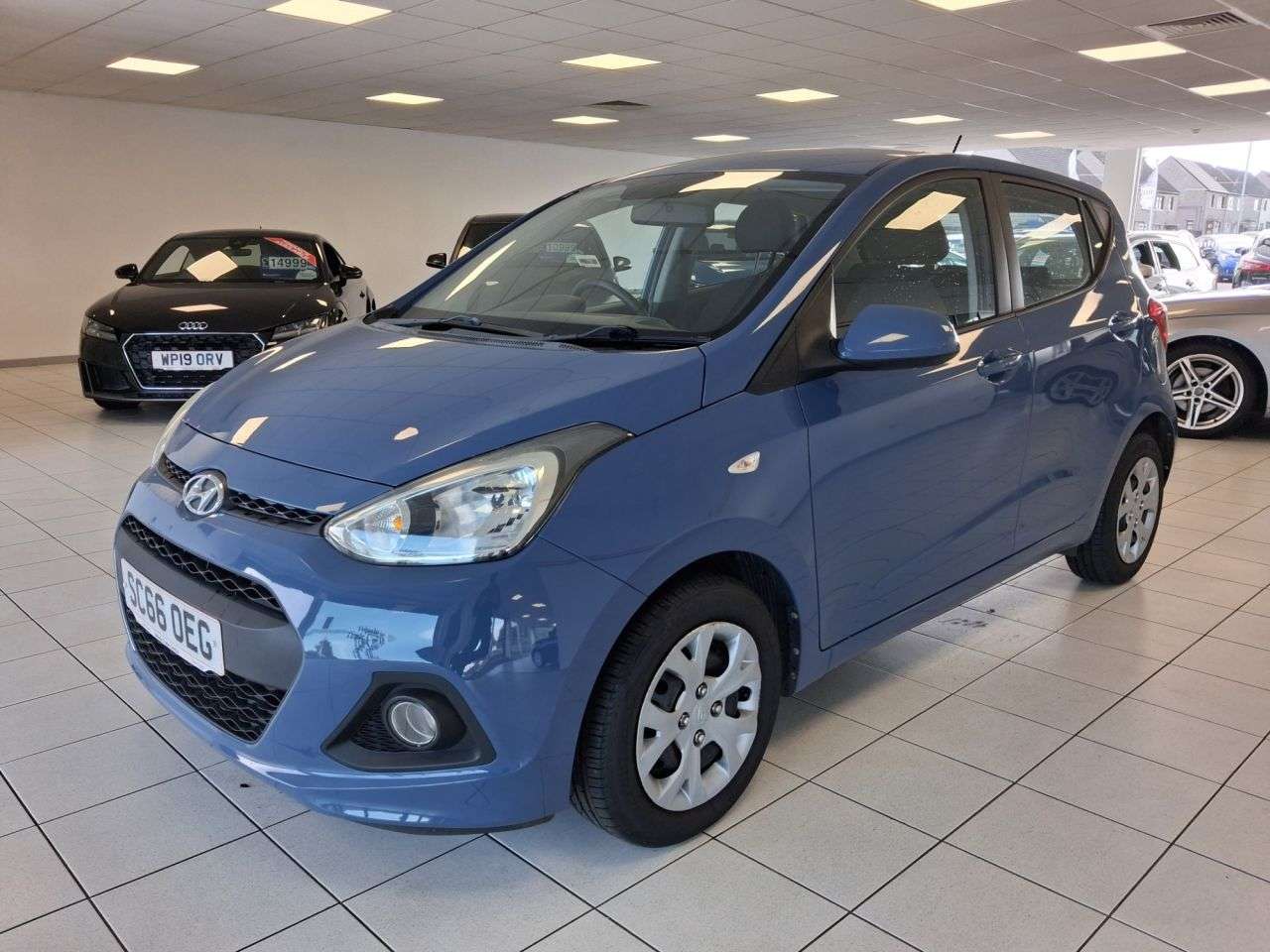A 2016 HYUNDAI I10 1.0 SE Hatchback 5dr Petrol Manual Euro 5 (66 ps) A 2016 HYUNDAI I10 1.0 SE Hatchback 5dr Petrol Manual Euro 5 (66 ps)