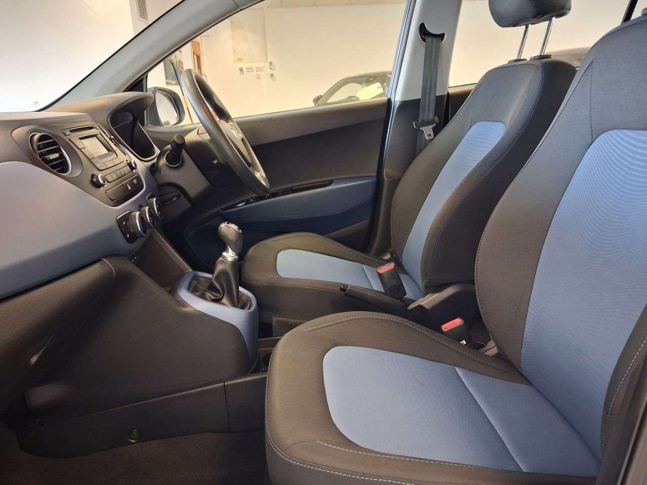 2016 HYUNDAI I10 2016 HYUNDAI I10