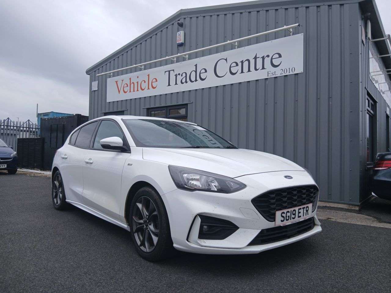 A 2019 FORD FOCUS 1.0T EcoBoost ST-Line Hatchback 5dr Petrol Manual Euro 6 (s/s) (125 ps) A 2019 FORD FOCUS 1.0T EcoBoost ST-Line Hatchback 5dr Petrol Manual Euro 6 (s/s) (125 ps)