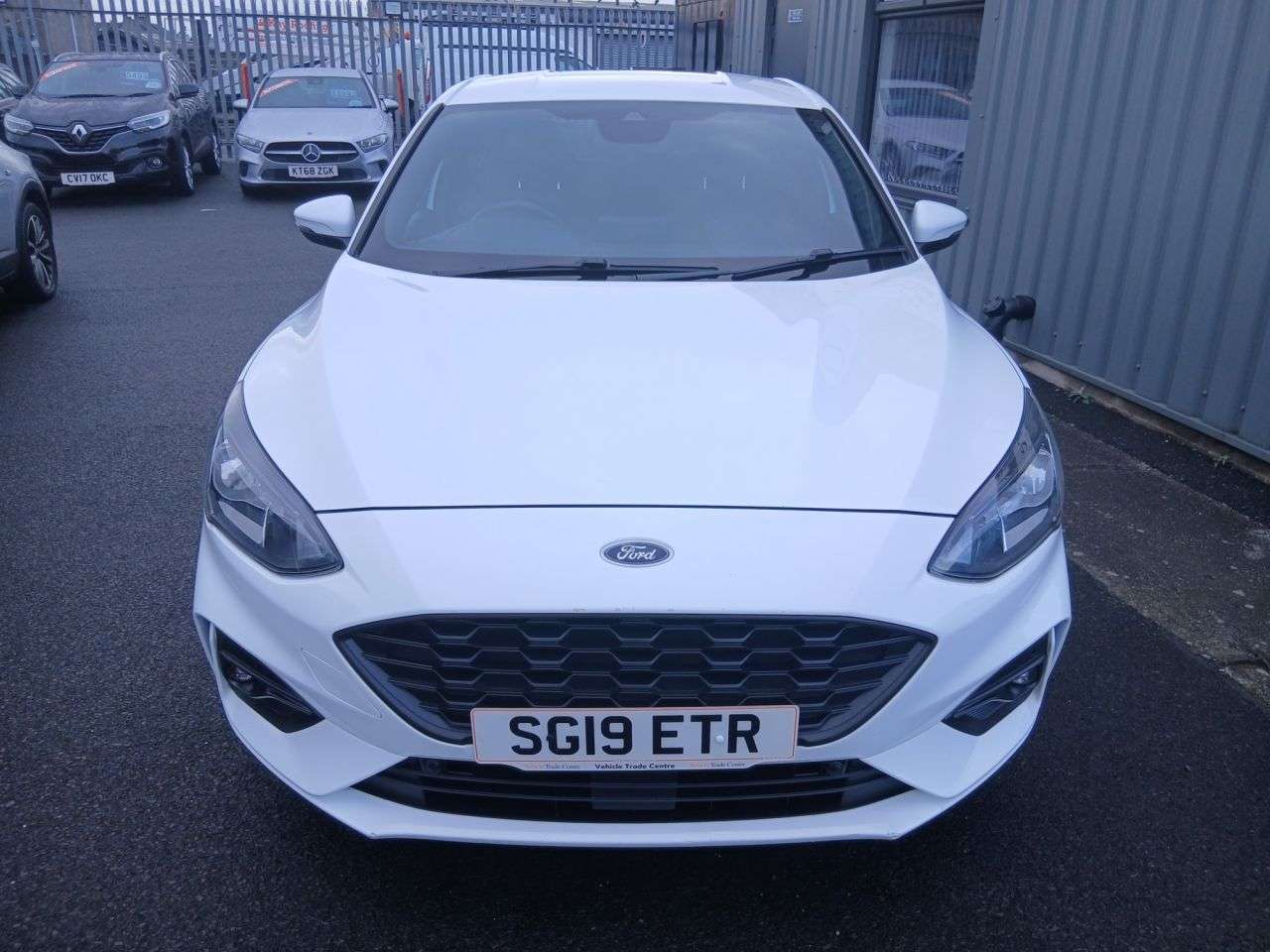 A 2019 FORD FOCUS 1.0T EcoBoost ST-Line Hatchback 5dr Petrol Manual Euro 6 (s/s) (125 ps) A 2019 FORD FOCUS 1.0T EcoBoost ST-Line Hatchback 5dr Petrol Manual Euro 6 (s/s) (125 ps)