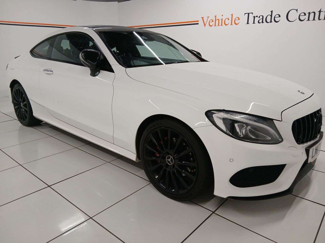 A 2017 MERCEDES-BENZ C CLASS 2.1 C220d AMG Line (Premium Plus) Coupe 2dr Diesel G-Tronic+ Euro 6 (s/s) ( A 2017 MERCEDES-BENZ C CLASS 2.1 C220d AMG Line (Premium Plus) Coupe 2dr Diesel G-Tronic+ Euro 6 (s/s) (