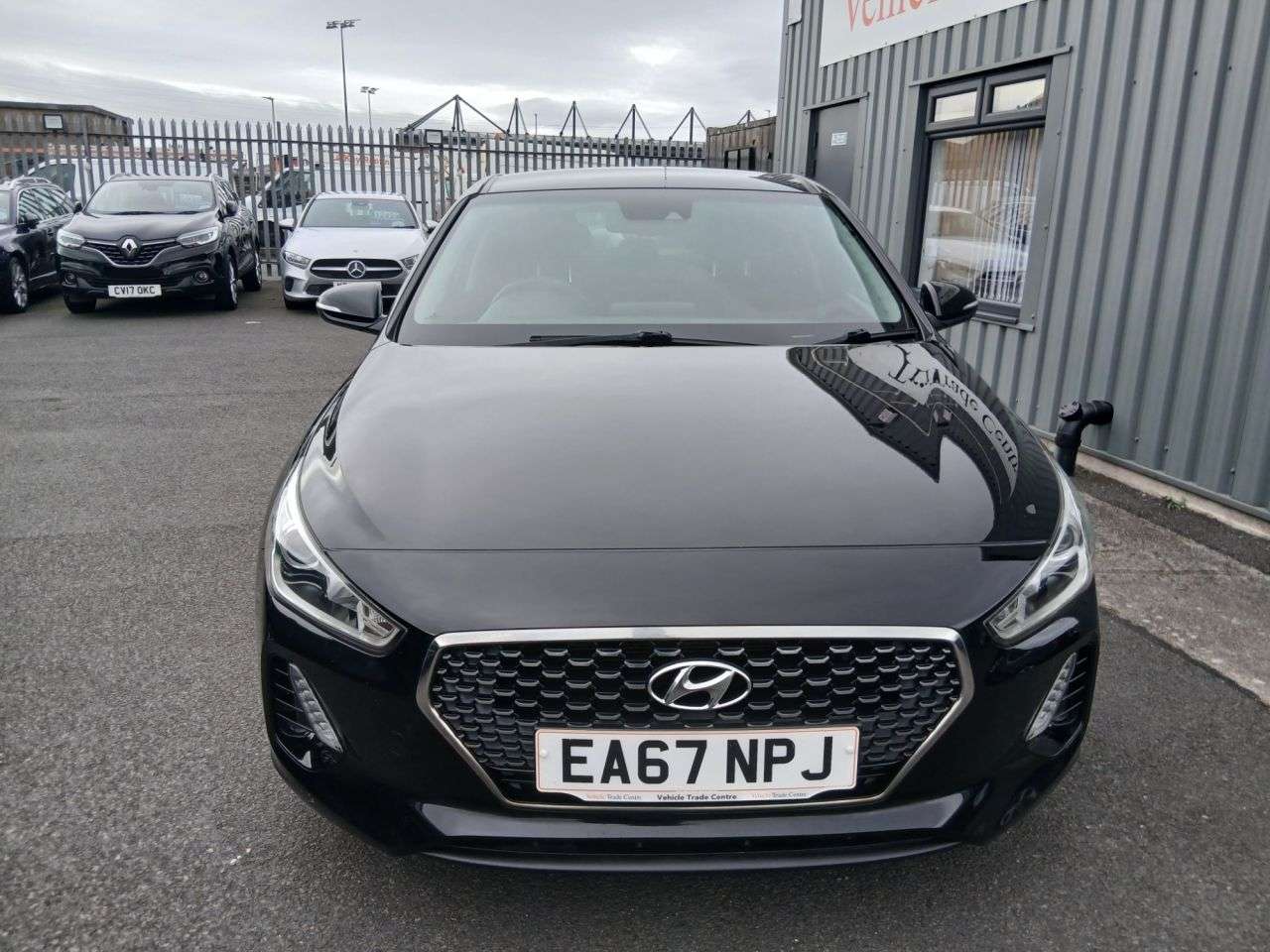 A 2017 HYUNDAI I30 1.0 T-GDi Blue Drive SE Nav Hatchback 5dr Petrol Manual Euro 6 (s/s) (120 p A 2017 HYUNDAI I30 1.0 T-GDi Blue Drive SE Nav Hatchback 5dr Petrol Manual Euro 6 (s/s) (120 p