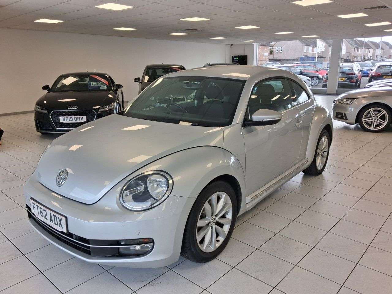 A 2012 VOLKSWAGEN BEETLE 1.2 TSI Design Hatchback 3dr Petrol DSG Euro 5 (105 ps) A 2012 VOLKSWAGEN BEETLE 1.2 TSI Design Hatchback 3dr Petrol DSG Euro 5 (105 ps)