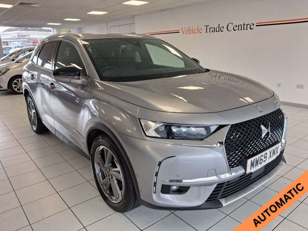 A 2019 DS AUTOMOBILES DS 7 CROSSBACK 1.6 PureTech GPF Prestige Crossback 5dr Petrol EAT8 Euro 6 (s/s) (225 ps) A 2019 DS AUTOMOBILES DS 7 CROSSBACK 1.6 PureTech GPF Prestige Crossback 5dr Petrol EAT8 Euro 6 (s/s) (225 ps)