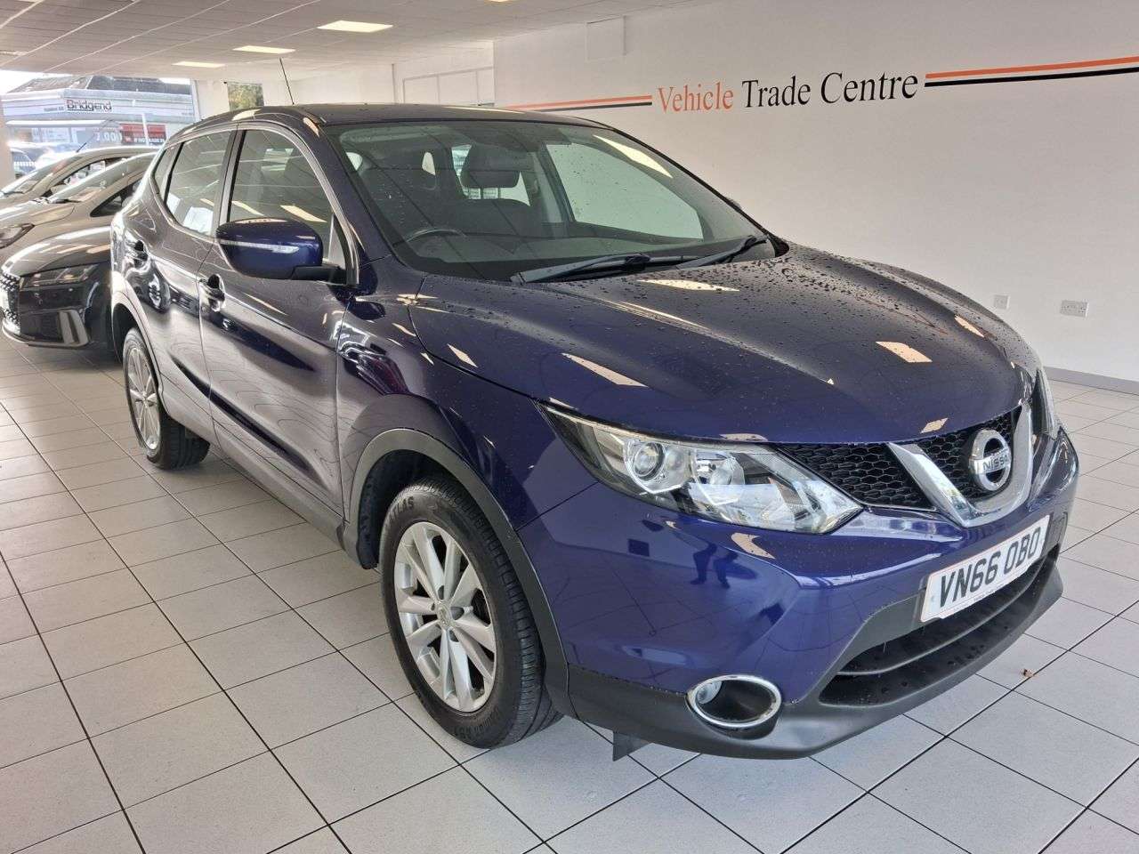 A 2016 NISSAN QASHQAI 1.5 dCi Acenta SUV 5dr Diesel Manual 2WD Euro 6 (s/s) (110 ps) A 2016 NISSAN QASHQAI 1.5 dCi Acenta SUV 5dr Diesel Manual 2WD Euro 6 (s/s) (110 ps)