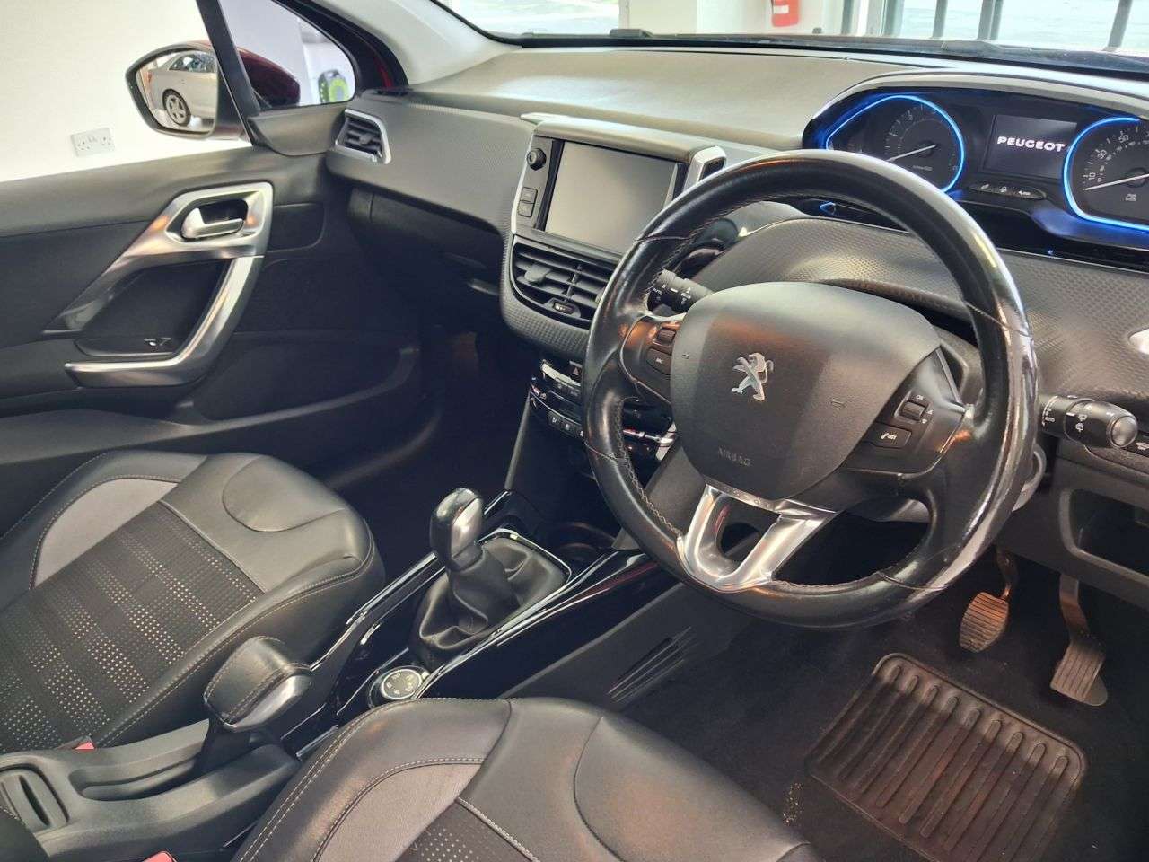 2016 PEUGEOT 2008 2016 PEUGEOT 2008