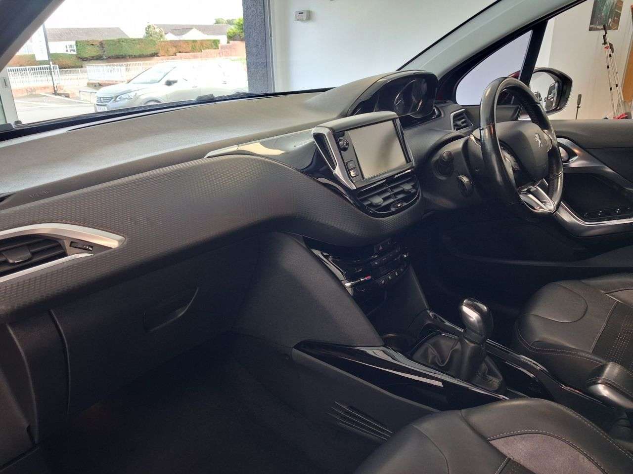 2016 PEUGEOT 2008 2016 PEUGEOT 2008
