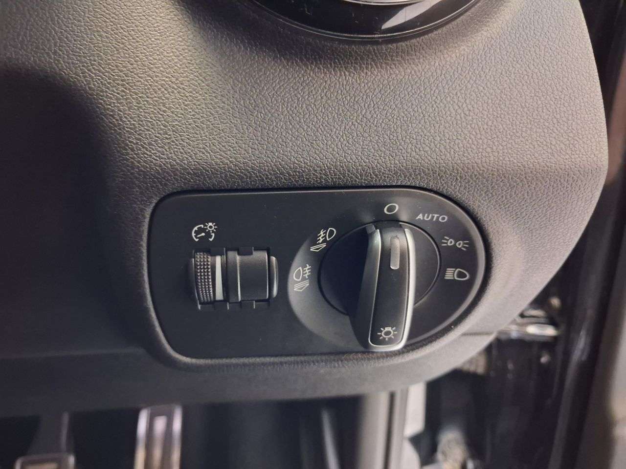 2017 AUDI A1 2017 AUDI A1