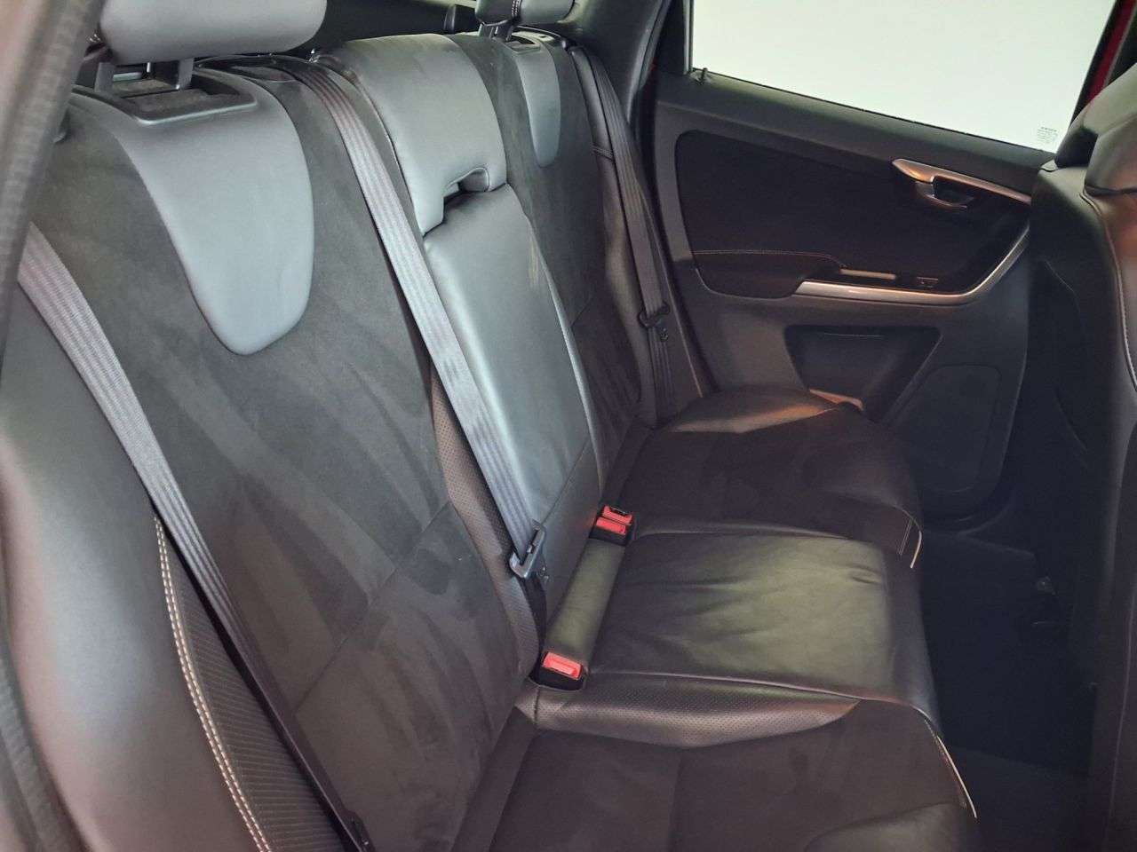 2016 VOLVO XC60 2016 VOLVO XC60