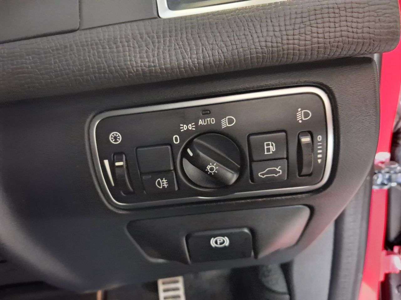 2016 VOLVO XC60 2016 VOLVO XC60