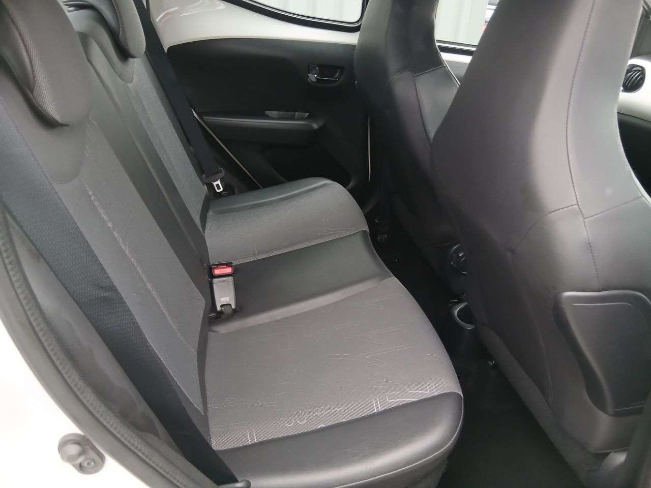 2014 TOYOTA AYGO 2014 TOYOTA AYGO