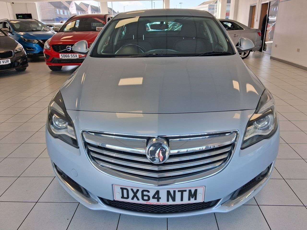 A 2014 VAUXHALL INSIGNIA 2.0 CDTi ecoFLEX SRi Hatchback 5dr Diesel Manual Euro 5 (s/s) (163 ps) A 2014 VAUXHALL INSIGNIA 2.0 CDTi ecoFLEX SRi Hatchback 5dr Diesel Manual Euro 5 (s/s) (163 ps)