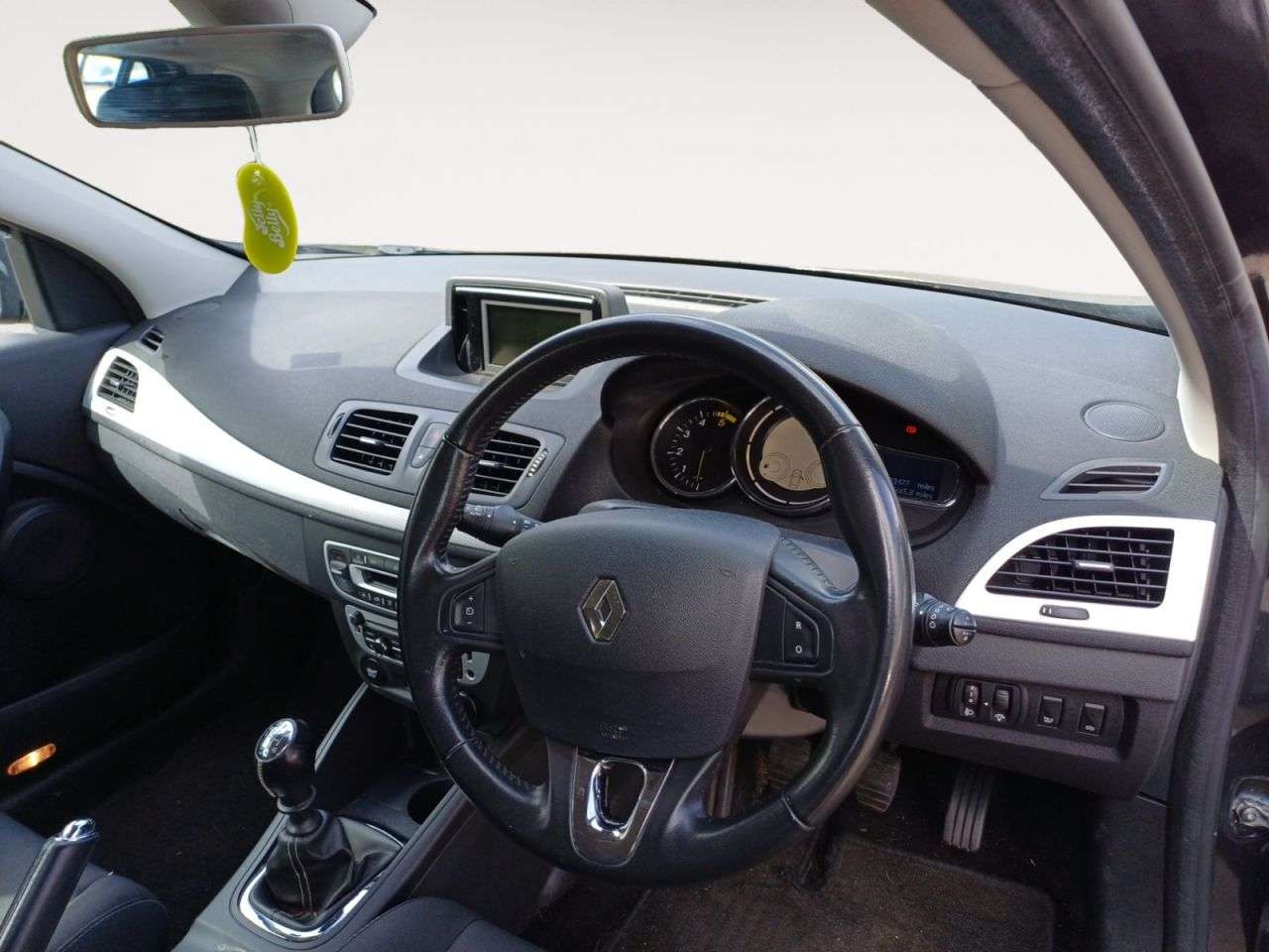 A 2014 RENAULT MEGANE 1.5 dCi ENERGY Dynamique TomTom Sport Tourer 5dr Diesel Manual Euro 5 (s/s) A 2014 RENAULT MEGANE 1.5 dCi ENERGY Dynamique TomTom Sport Tourer 5dr Diesel Manual Euro 5 (s/s)
