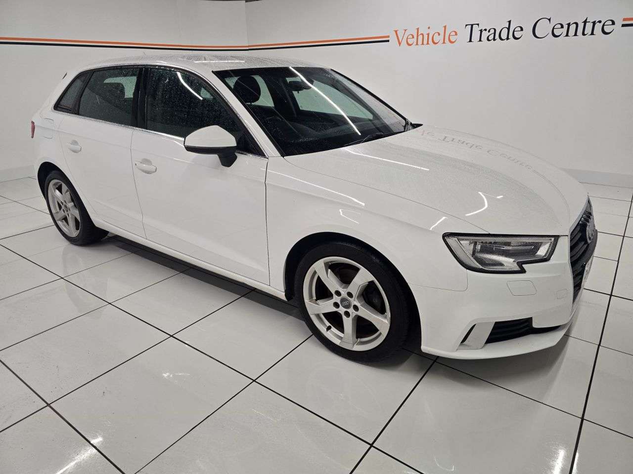 A 2016 AUDI A3 1.4 TFSI CoD Sport Sportback 5dr Petrol Manual Euro 6 (s/s) (150 ps) A 2016 AUDI A3 1.4 TFSI CoD Sport Sportback 5dr Petrol Manual Euro 6 (s/s) (150 ps)