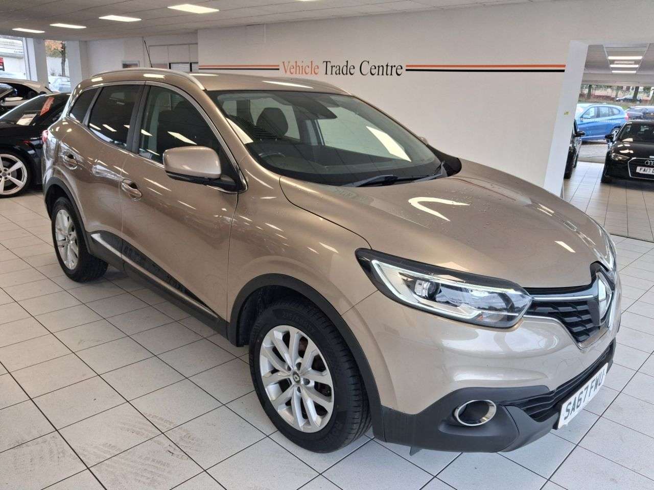 A 2017 RENAULT KADJAR 1.5 dCi Dynamique Nav SUV 5dr Diesel Manual Euro 6 (s/s) (110 ps) A 2017 RENAULT KADJAR 1.5 dCi Dynamique Nav SUV 5dr Diesel Manual Euro 6 (s/s) (110 ps)