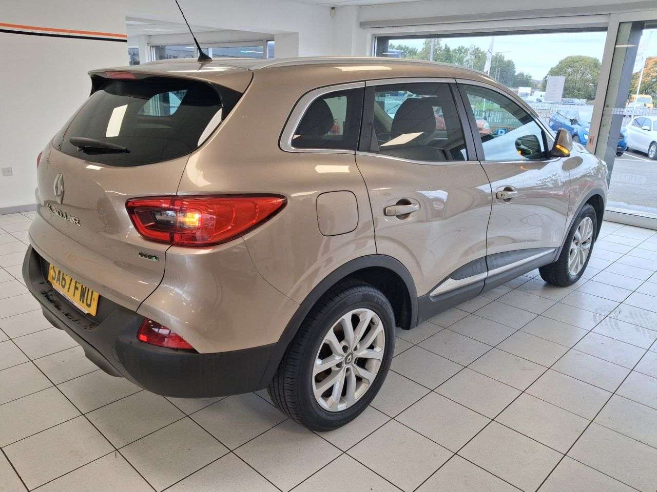 A 2017 RENAULT KADJAR 1.5 dCi Dynamique Nav SUV 5dr Diesel Manual Euro 6 (s/s) (110 ps) A 2017 RENAULT KADJAR 1.5 dCi Dynamique Nav SUV 5dr Diesel Manual Euro 6 (s/s) (110 ps)