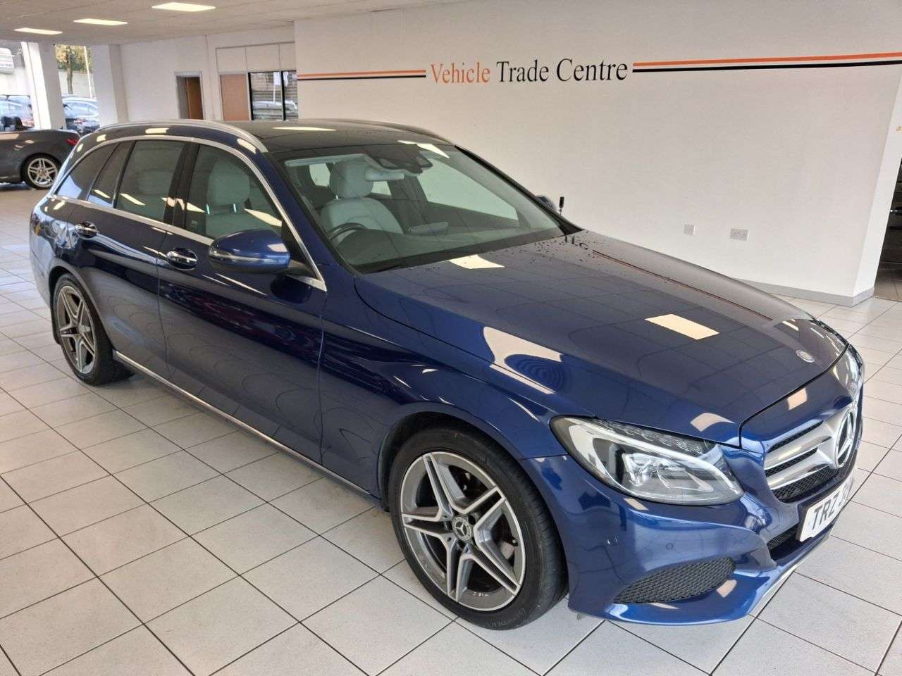 A 2015 MERCEDES-BENZ C CLASS 2.1 C220d Sport (Premium Plus) Estate 5dr Diesel 7G-Tronic+ Euro 6 (s/s) (1 A 2015 MERCEDES-BENZ C CLASS 2.1 C220d Sport (Premium Plus) Estate 5dr Diesel 7G-Tronic+ Euro 6 (s/s) (1