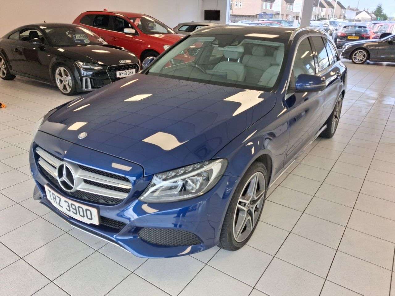A 2015 MERCEDES-BENZ C CLASS 2.1 C220d Sport (Premium Plus) Estate 5dr Diesel 7G-Tronic+ Euro 6 (s/s) (1 A 2015 MERCEDES-BENZ C CLASS 2.1 C220d Sport (Premium Plus) Estate 5dr Diesel 7G-Tronic+ Euro 6 (s/s) (1